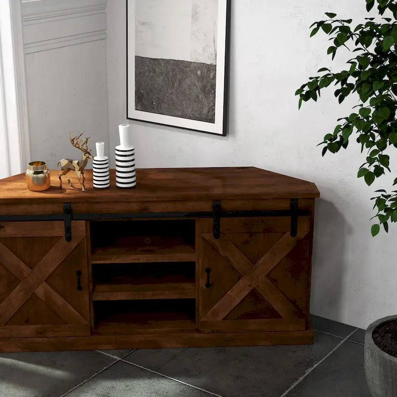 Farmhouse 66" Eck-TV-Ständer für Fernseher bis 80", Aged Whiskey Finish, Kein Aufbau erforderlich