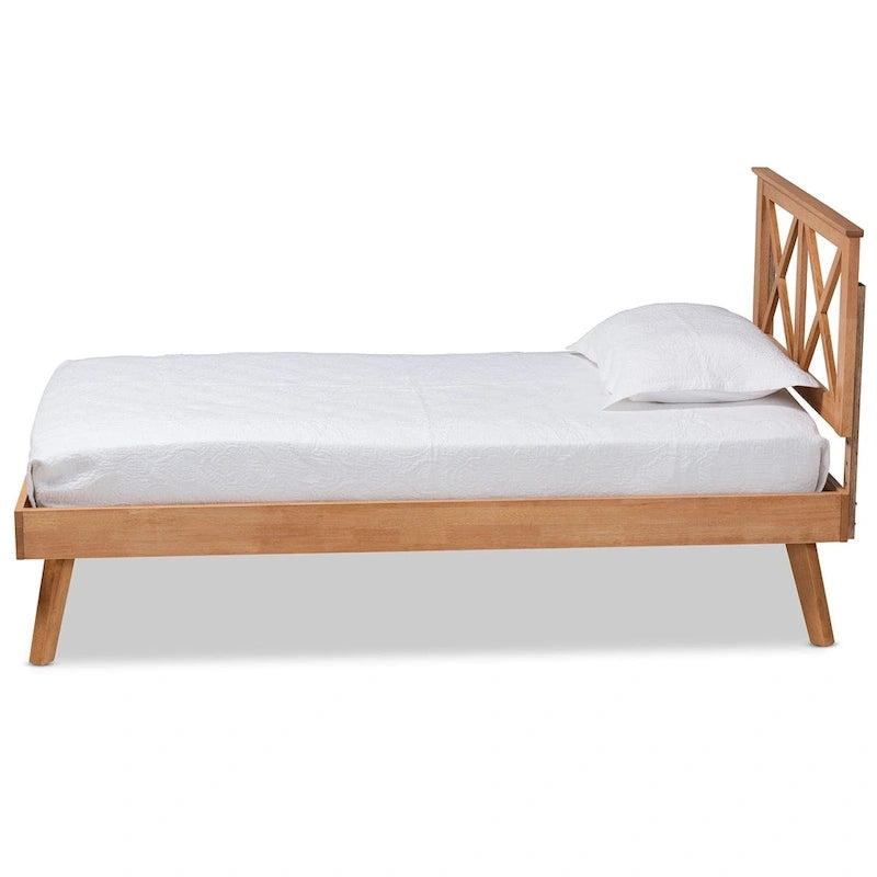 Modernes Podestbett aus braun lackiertem Holz
