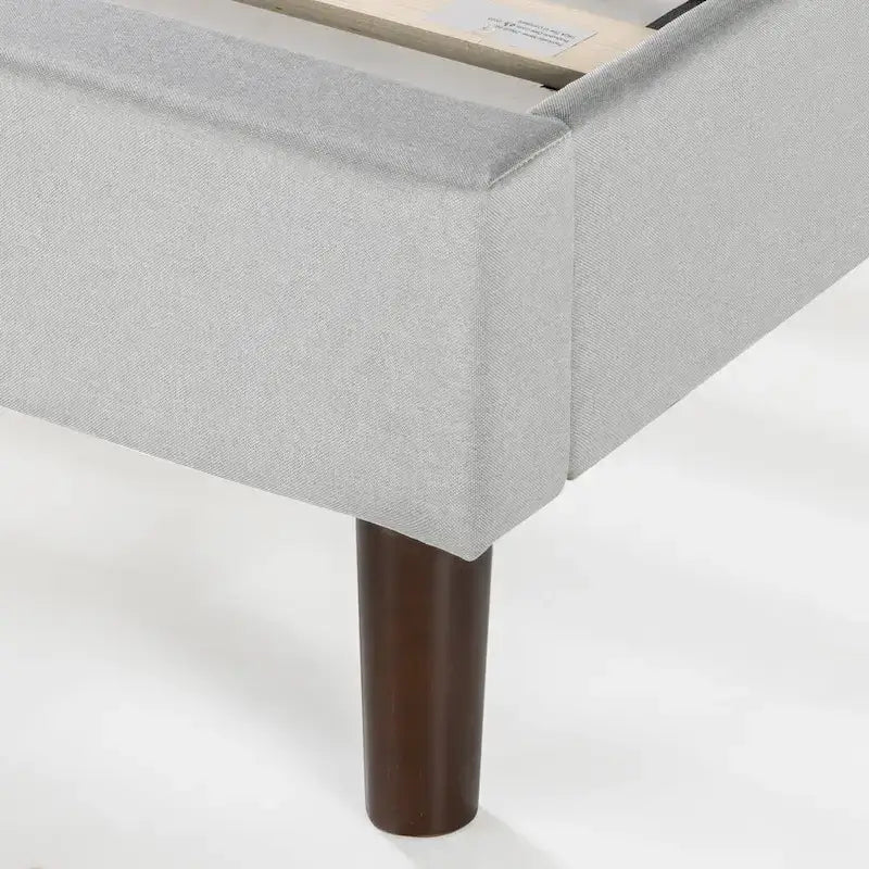 Gepolstertes Plattformbett mit Knopfheftung - Sandgrau
